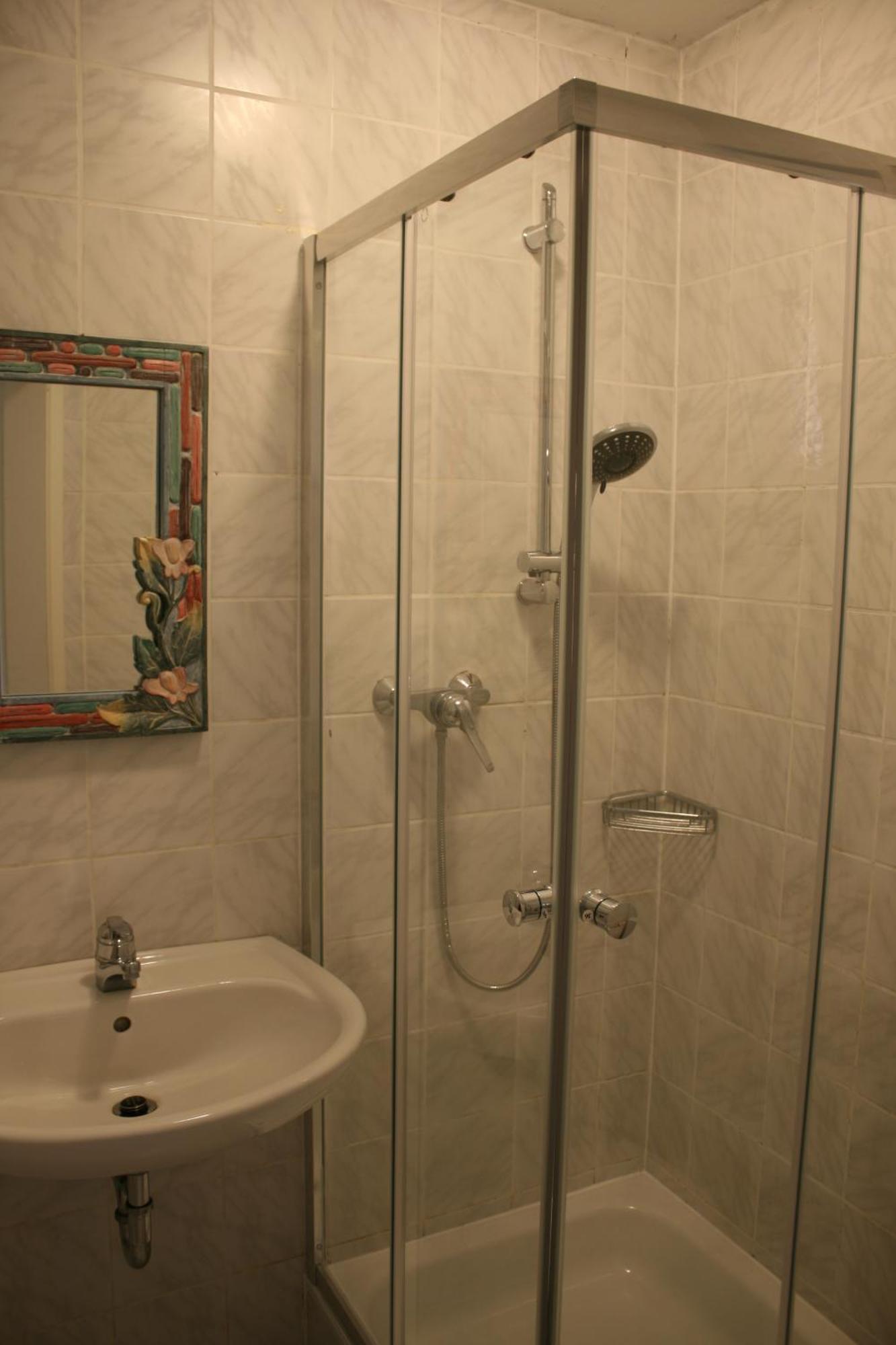 Gemuetliches Grosszuegiges Apartment เฮอร์-เกรนซ์เฮาเซน ภายนอก รูปภาพ
